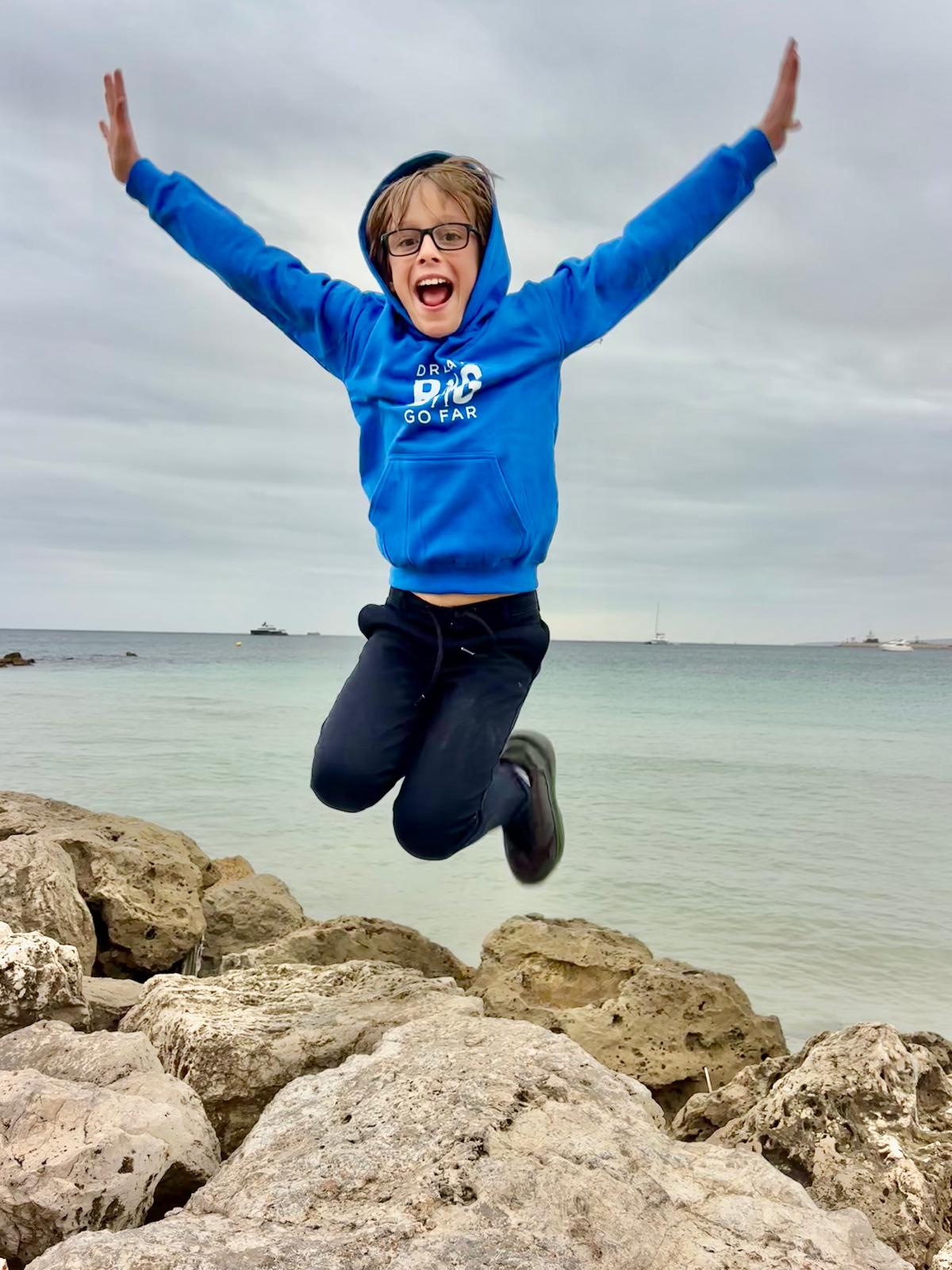 b877a8d8-6f27-40fe-a15c-c2c22dc52cd3